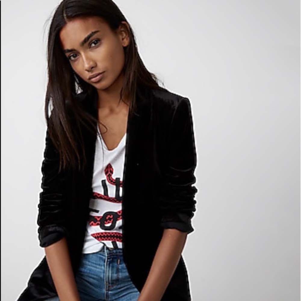 🥳🖤Velvet Boyfriend Blazer